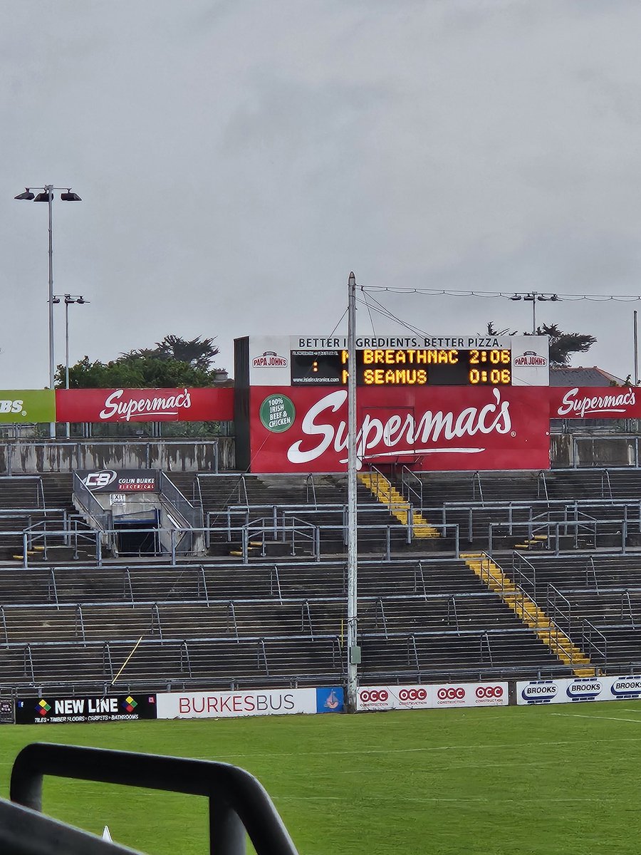 Leath ama i gcluiche ceannais f19 B iarthar na Gaillimhe
<a href="/CLGMB/">Micheal Breathnach</a> 2-06
<a href="/stjamesgaa/">St. James' GAA</a> 0-06
<a href="/SportRnaG/">RnaG Spórt</a>