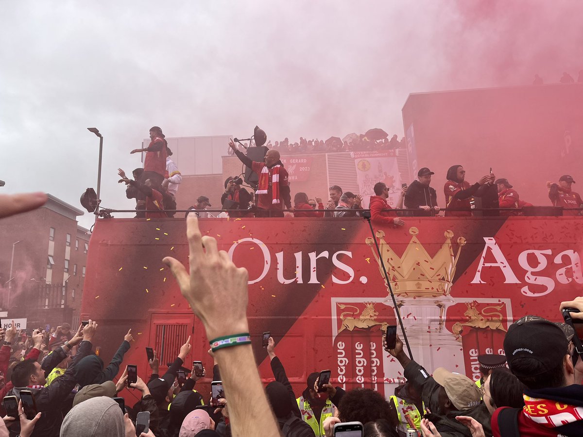 Chris Moss tweet media