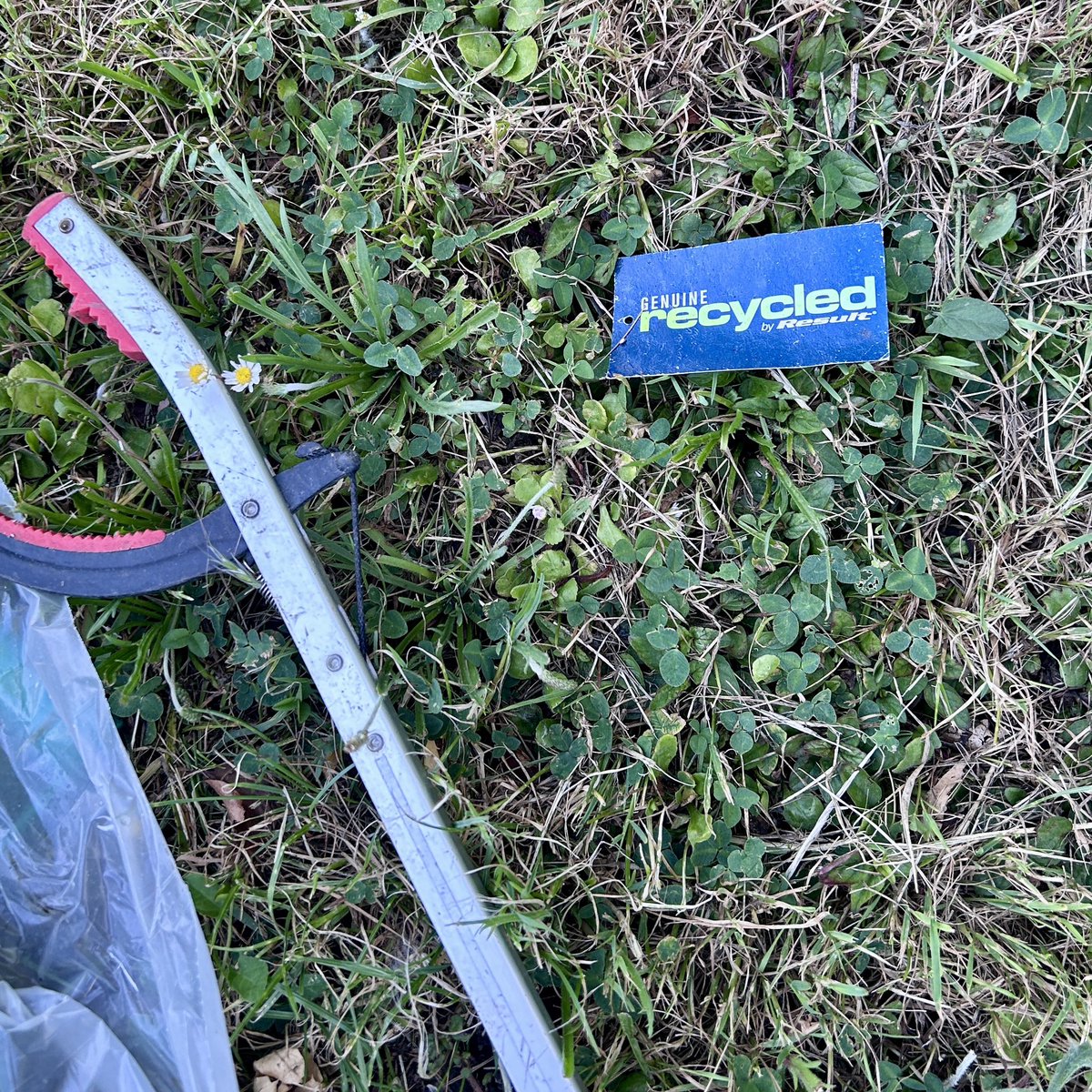 It’s been awhile since I done a solo womble!!  Nice evening to……#aylesbury #litterpick