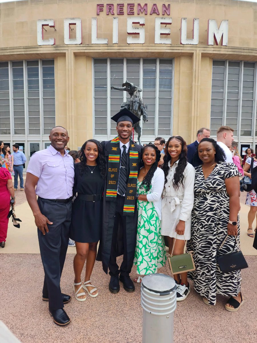 cgwill73's tweet image. I am one proud father. God is good! #ProudDad #WilliamsDNA #3for3 #geauxcajuns #gocardinals #rolltide #blackexcellence