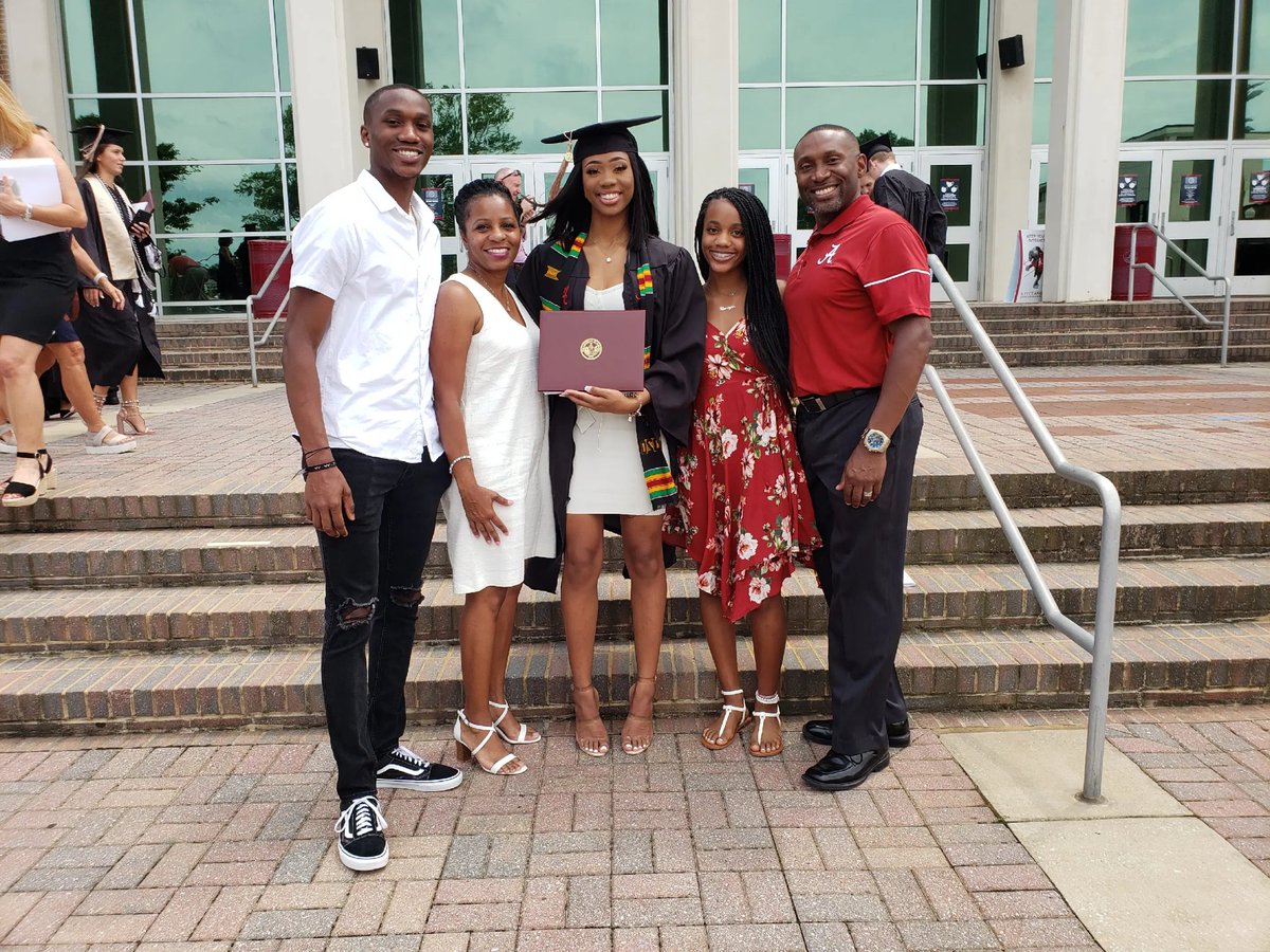 cgwill73's tweet image. I am one proud father. God is good! #ProudDad #WilliamsDNA #3for3 #geauxcajuns #gocardinals #rolltide #blackexcellence