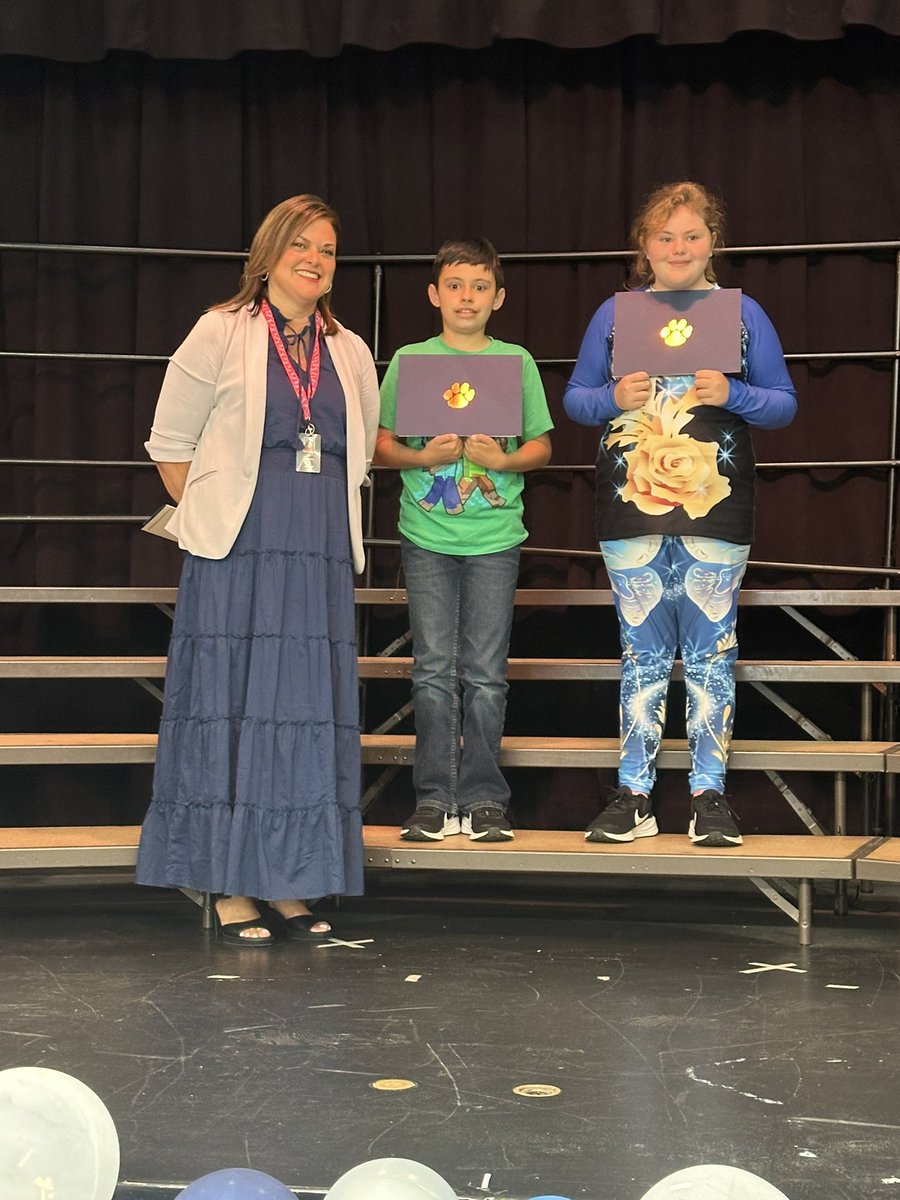 🎉🎓 Shouting out our AMAZING 6th graders as they take the next big step to Middle School! You’ve been a truly special group and we’re SO proud of each and every one of you! We’ll miss your smiles and your kindness. Go shine bright, future middle schoolers @lahabraschools #lhcsd