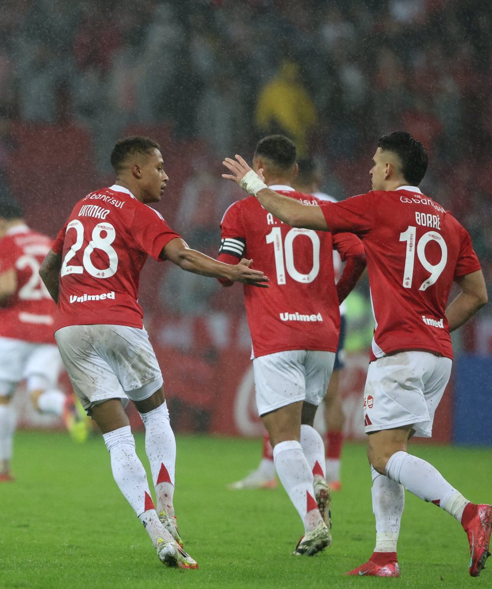 Time e Torcida Juntos! 🔒
Grupo da Morte? ☠️ Em Primeiro!

VAAMO COLORADO! 🇲🇨