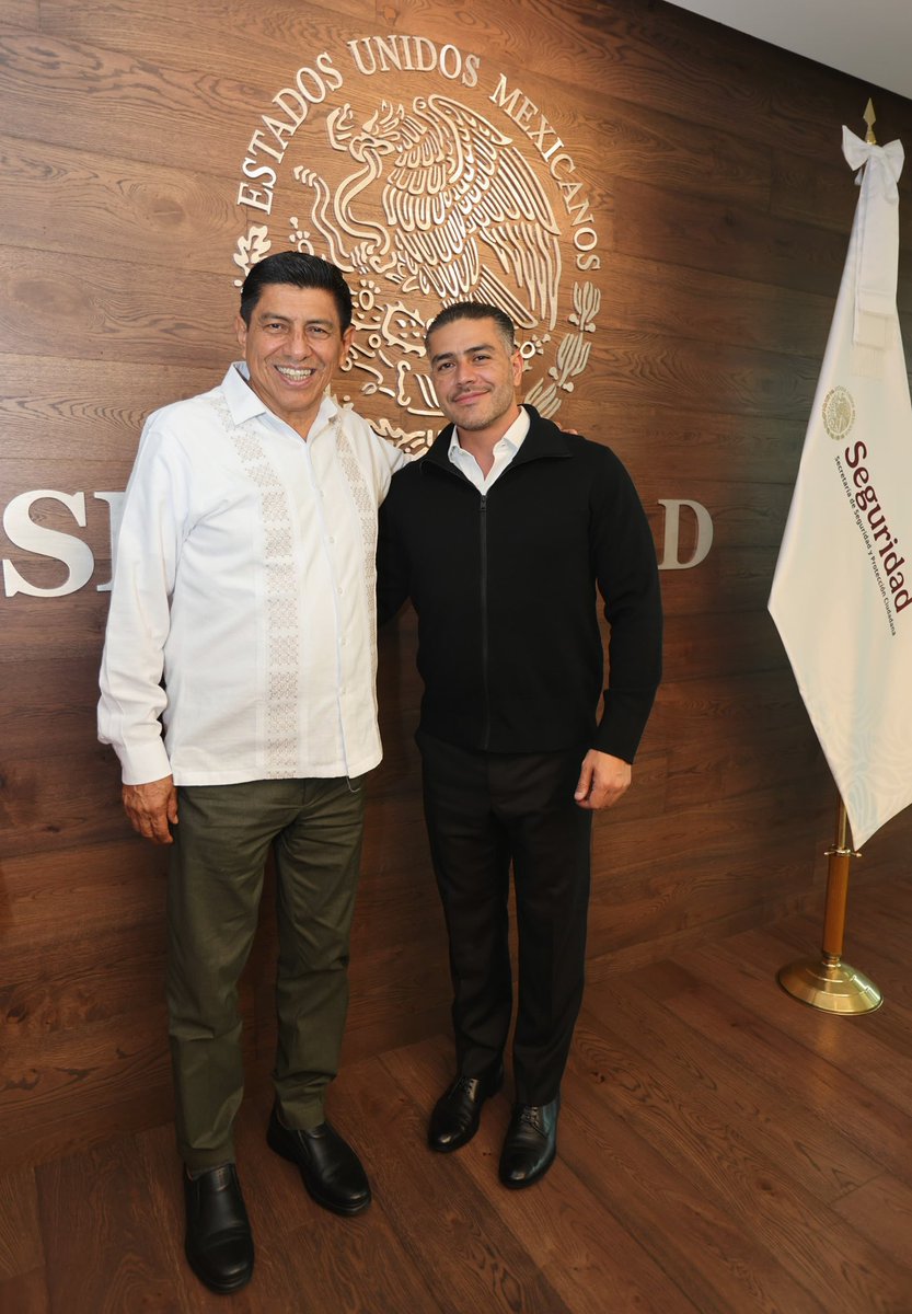 Salomón Jara Cruz (@salomonj) on Twitter photo Tuvimos una productiva reunión con el titular de la <a href="/SSPCMexico/">Secretaría de Seguridad y Protección Ciudadana</a>, Omar García Harfuch (<a href="/OHarfuch/">Omar H Garcia Harfuch</a>), para evaluar los avances de la Estrategia Nacional de Seguridad Pública en Oaxaca, desde donde trabajamos para construir un estado y un país con paz y justicia.
Seguimos siendo el Tuvimos una productiva reunión con el titular de la <a href="/SSPCMexico/">Secretaría de Seguridad y Protección Ciudadana</a>, Omar García Harfuch (<a href="/OHarfuch/">Omar H Garcia Harfuch</a>), para evaluar los avances de la Estrategia Nacional de Seguridad Pública en Oaxaca, desde donde trabajamos para construir un estado y un país con paz y justicia.
Seguimos siendo el
