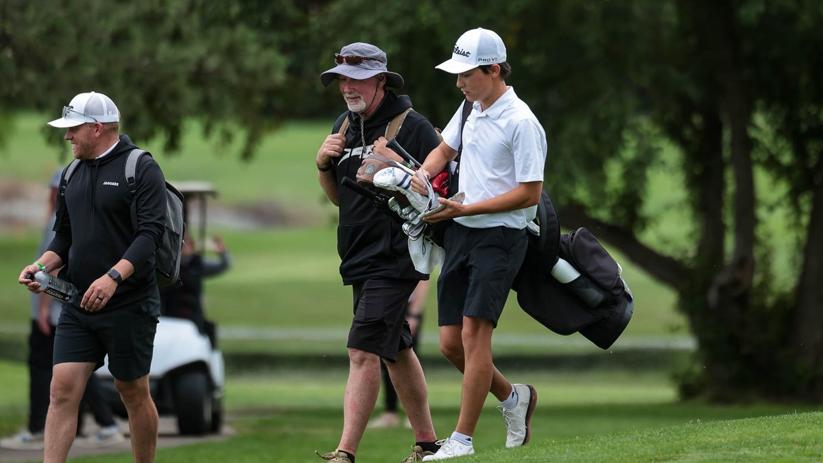 Mac Moore (@macmoore_kshsaa) on Twitter photo Class 5A State Golf Results:
Andover Central's Colt Farrow shot a 64 on Day 2 to win the 5A individual state title with 2-day 131.
St. James' Josh Fratzel finished 2nd with a 134, followed by Jacob Fratzel in 3rd with a 135.
#KSHSAACovered x <a href="/CapFed/">Capitol Federal</a> Class 5A State Golf Results:
Andover Central's Colt Farrow shot a 64 on Day 2 to win the 5A individual state title with 2-day 131.
St. James' Josh Fratzel finished 2nd with a 134, followed by Jacob Fratzel in 3rd with a 135.
#KSHSAACovered x <a href="/CapFed/">Capitol Federal</a>