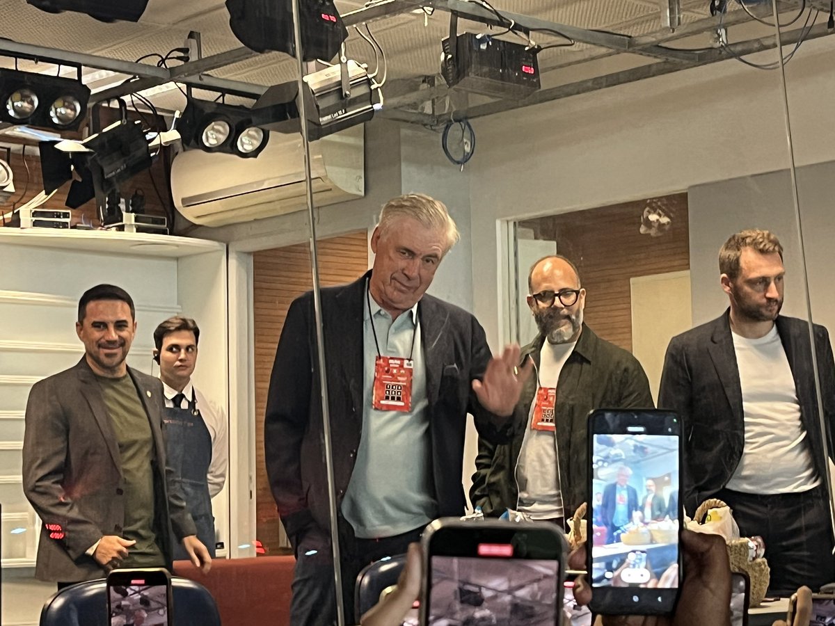 Central do Fla tweet media