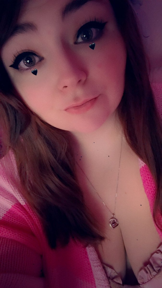 If you are a cutie patootie you should be in my chat right now

twitch.tv/princessgorl