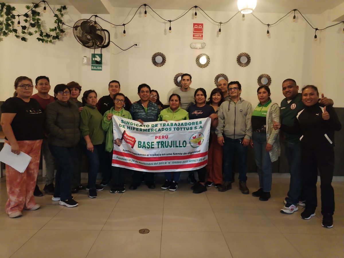 SINATHIT's tweet photo. Seguimos fortaleciendo nuestra institución sindical estuvimos con nuestros compañeros de la ciudad de Trujillo..
!Somos SINATHIT¡
!Somos comercio¡ https://t.co/Bzh4C5GMEx