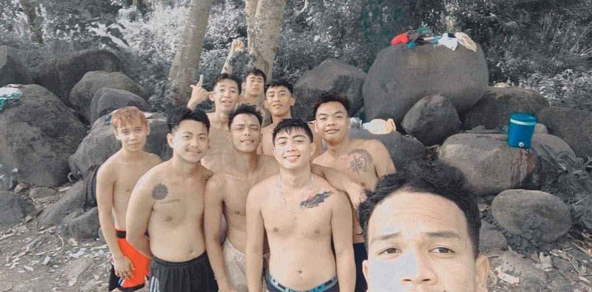 bagito_mark's tweet photo. Miss you mga bros!!! Kelan uli kaya? https://t.co/wuj7IhaB1u