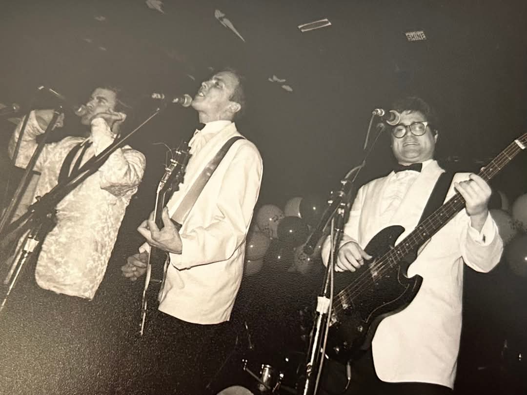 The Smugglers tweet media