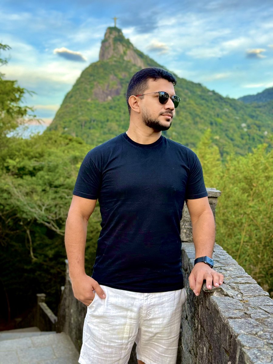 Conhecendo o mirante D Marta no #RiodeJaneiro cedinho, sem aperreio e aproveitei a vista. 😎