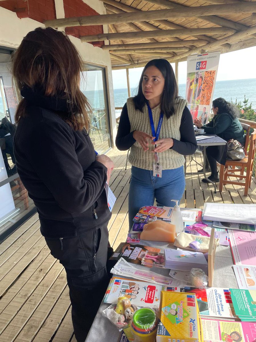 👉🏻 El Servicio de Salud Maule, participó en gobierno en terreno realizado en Papirúa, comuna de Constitucion,  junto a otros servicios públicos, informando sobre el programa Chile Crece Contigo y programa de salud sexual y reproductiva.