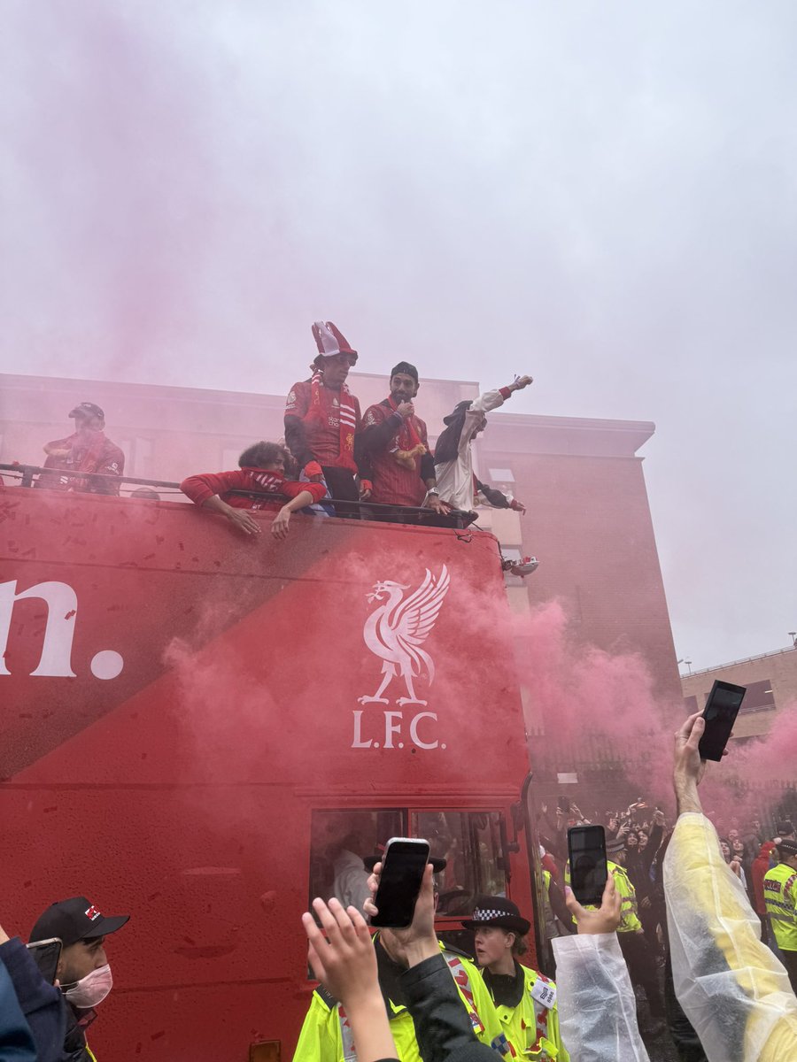 jonbeetle's tweet image. Not wanted to post anything from Mondays parade until now, but I can’t deny the fact my girls had a great day. Liverpool is just special