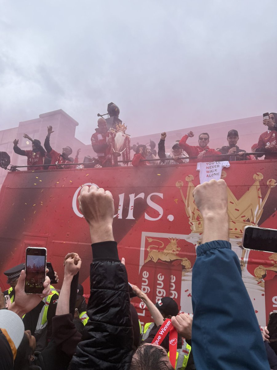 jonbeetle's tweet image. Not wanted to post anything from Mondays parade until now, but I can’t deny the fact my girls had a great day. Liverpool is just special