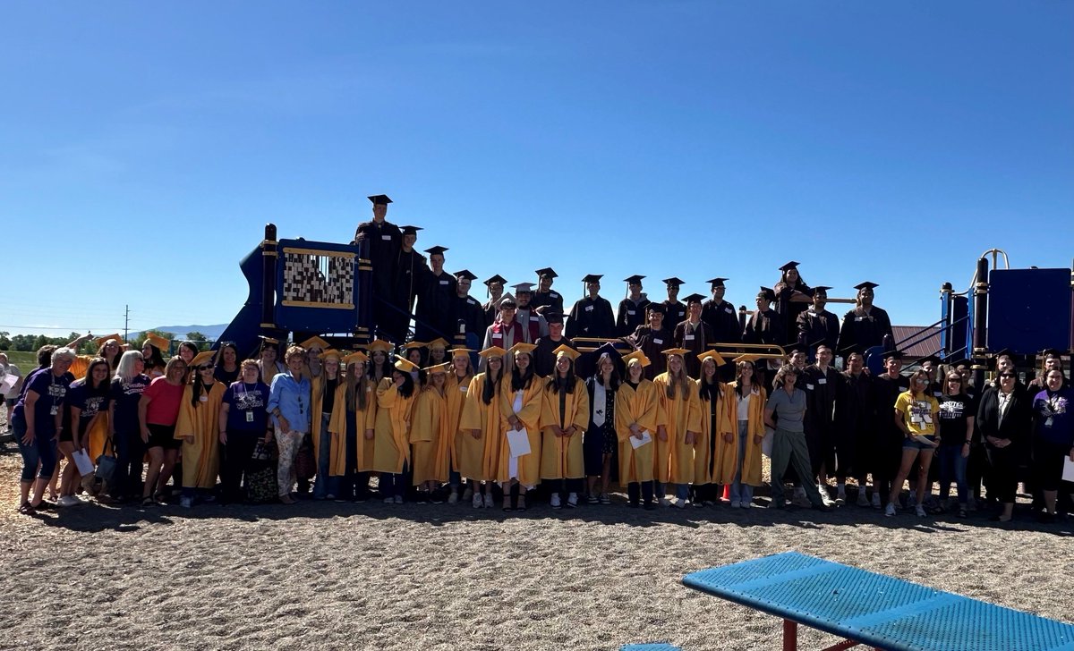 Rossiter Grad Walk 2025
Royal Pride!