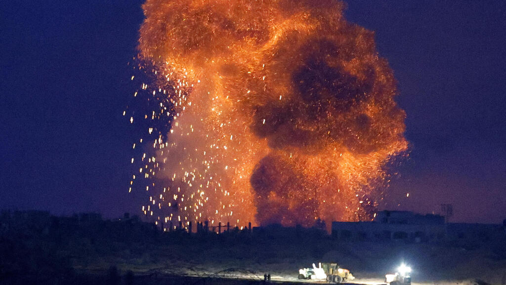 MaxWill83744534's tweet photo. 🚨🇧🇷🇮🇱: Ações de Israel em Gaza já passaram de todos os limites, diz Mauro Vieira.
Chanceler disse que suspensão de comércio bilateral com Israel pode ser avaliada, mas se posicionou contra quebrar relações diplomáticas. #Gaza
#israelfire #brazillian #MiddleEastern
🗞️ CNN https://t.co/RO2jKIfeuW