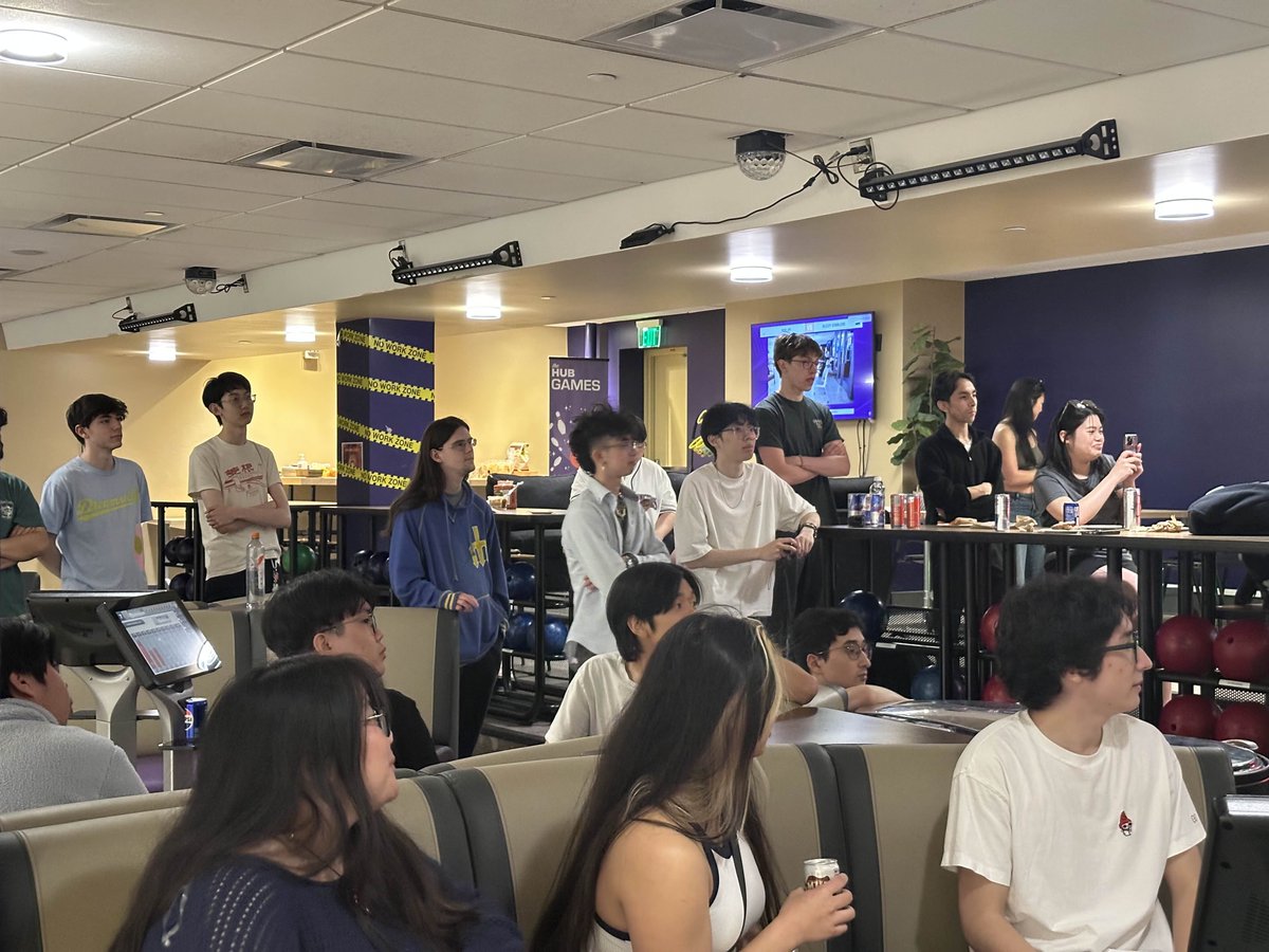 University of Washington Esports tweet media