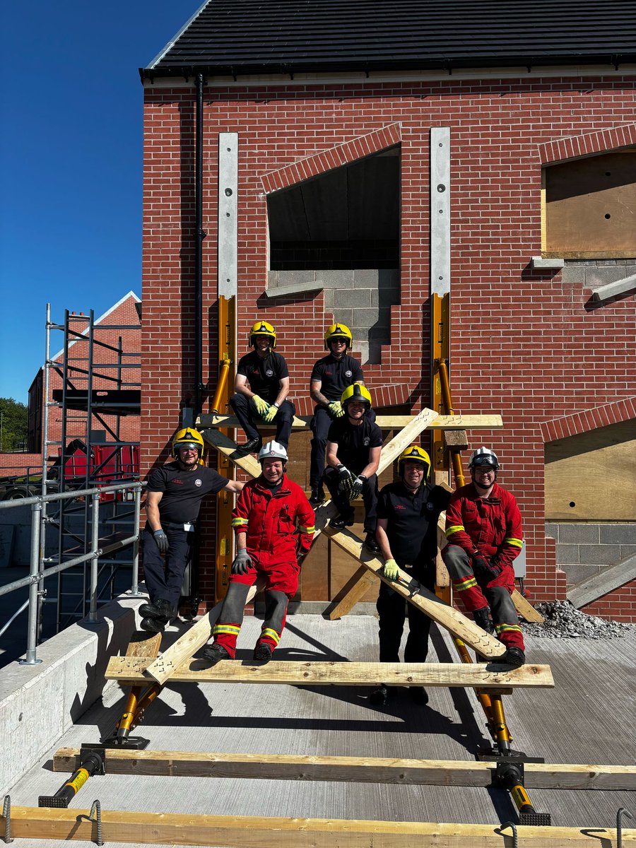 Dublin Fire Brigade (@dubfirebrigade) on Twitter photo Earlier this month, Firefighter/Paramedics from Bravo District participated in the first National Urban Search and Rescue Course in Northern Ireland.
They were joined by colleagues from Galway and <a href="/LaoisFireRescue/">Laois Fire & Rescue</a>.
Thanks to <a href="/NIFRSOFFICIAL/">Northern Ireland Fire & Rescue Service</a> for hosting us. Earlier this month, Firefighter/Paramedics from Bravo District participated in the first National Urban Search and Rescue Course in Northern Ireland.
They were joined by colleagues from Galway and <a href="/LaoisFireRescue/">Laois Fire & Rescue</a>.
Thanks to <a href="/NIFRSOFFICIAL/">Northern Ireland Fire & Rescue Service</a> for hosting us.