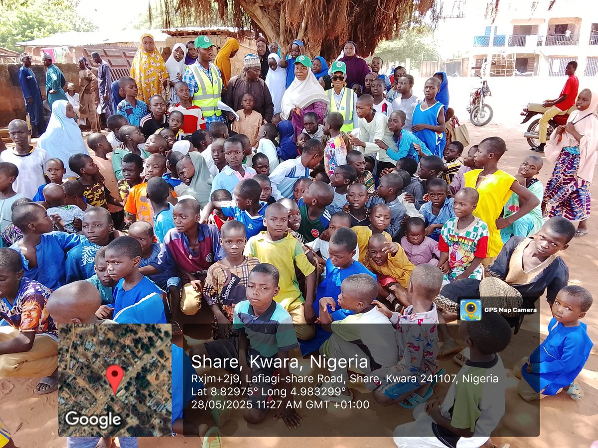 yusufAIbrahim's tweet photo. On-going @ncaoosce Mob-up exercise of Almajiri and out of school children at Tsaragi ifelodun LG by NCAOOSCE Kwara state @DrMuhammadIdris @DrTunjiAlausa @NigEducation https://t.co/CBy04PlAxy