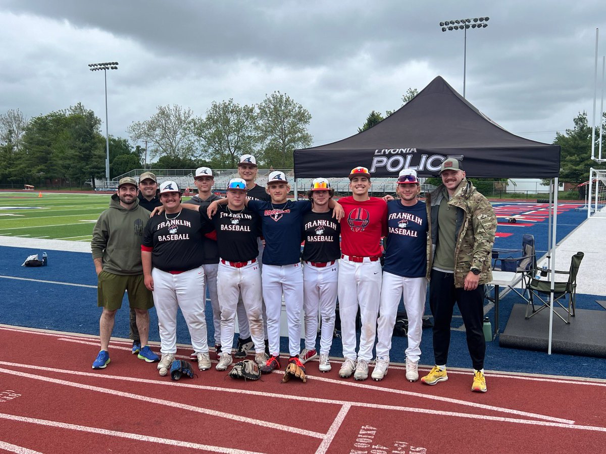 Livonia Franklin Athletics (@franklinmade_ad) on Twitter photo Our connection with the community is strong, especially with <a href="/LivoniaPD/">LIVONIA POLICE DEPT.</a>!! A few of our Baseball players stopped by to thank some of Livonia’s Finest during Fitness testing. #FranklinMADE #LivoniaPRIDE <a href="/fhspatriots/">Franklin High School</a> <a href="/MattFournier2/">Franklin Baseball</a> <a href="/LivoniaDistrict/">Livonia Schools</a> Our connection with the community is strong, especially with <a href="/LivoniaPD/">LIVONIA POLICE DEPT.</a>!! A few of our Baseball players stopped by to thank some of Livonia’s Finest during Fitness testing. #FranklinMADE #LivoniaPRIDE <a href="/fhspatriots/">Franklin High School</a> <a href="/MattFournier2/">Franklin Baseball</a> <a href="/LivoniaDistrict/">Livonia Schools</a>