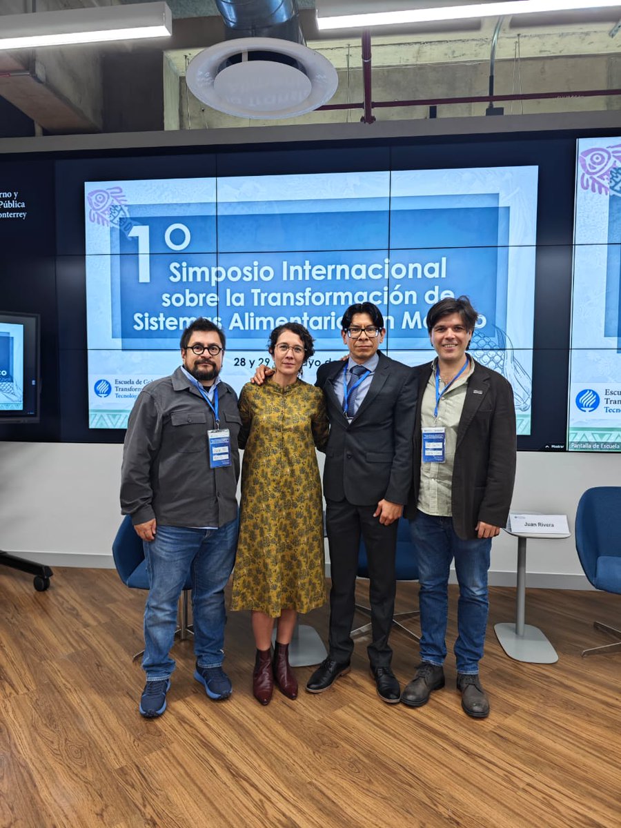 Hoy el Dr. Pablo Gaitán y el Dr. Mauricio Hernández participaron en el Primer Simposio Internacional sobre la Transformación de Sistemas Alimentarios en México.
🌱Un espacio clave para repensar el futuro alimentario del país.