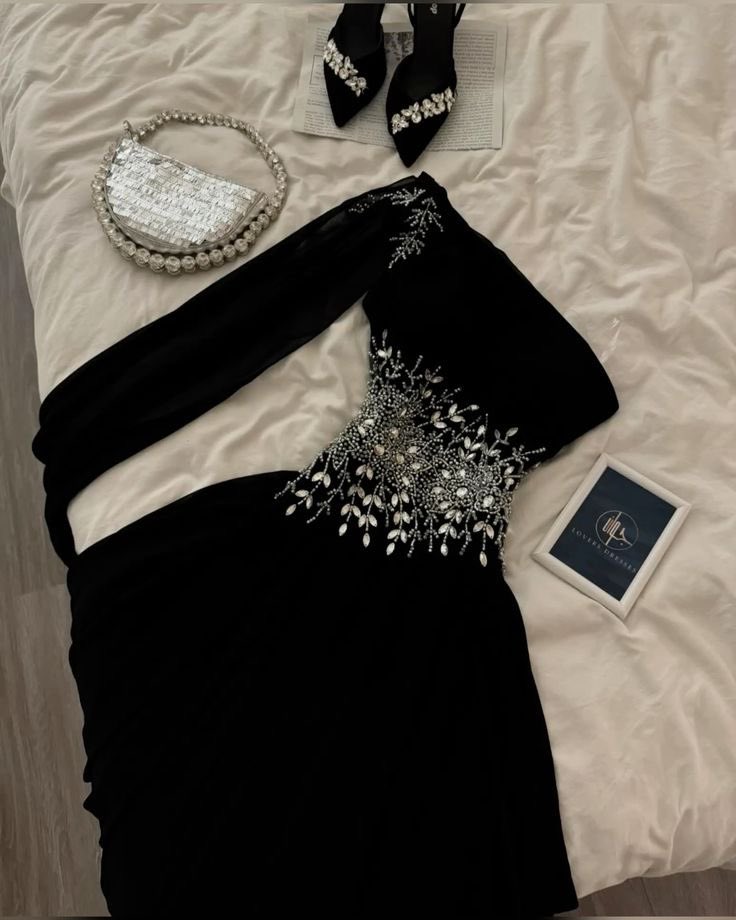 simple dress (@1dress_) on Twitter photo 
