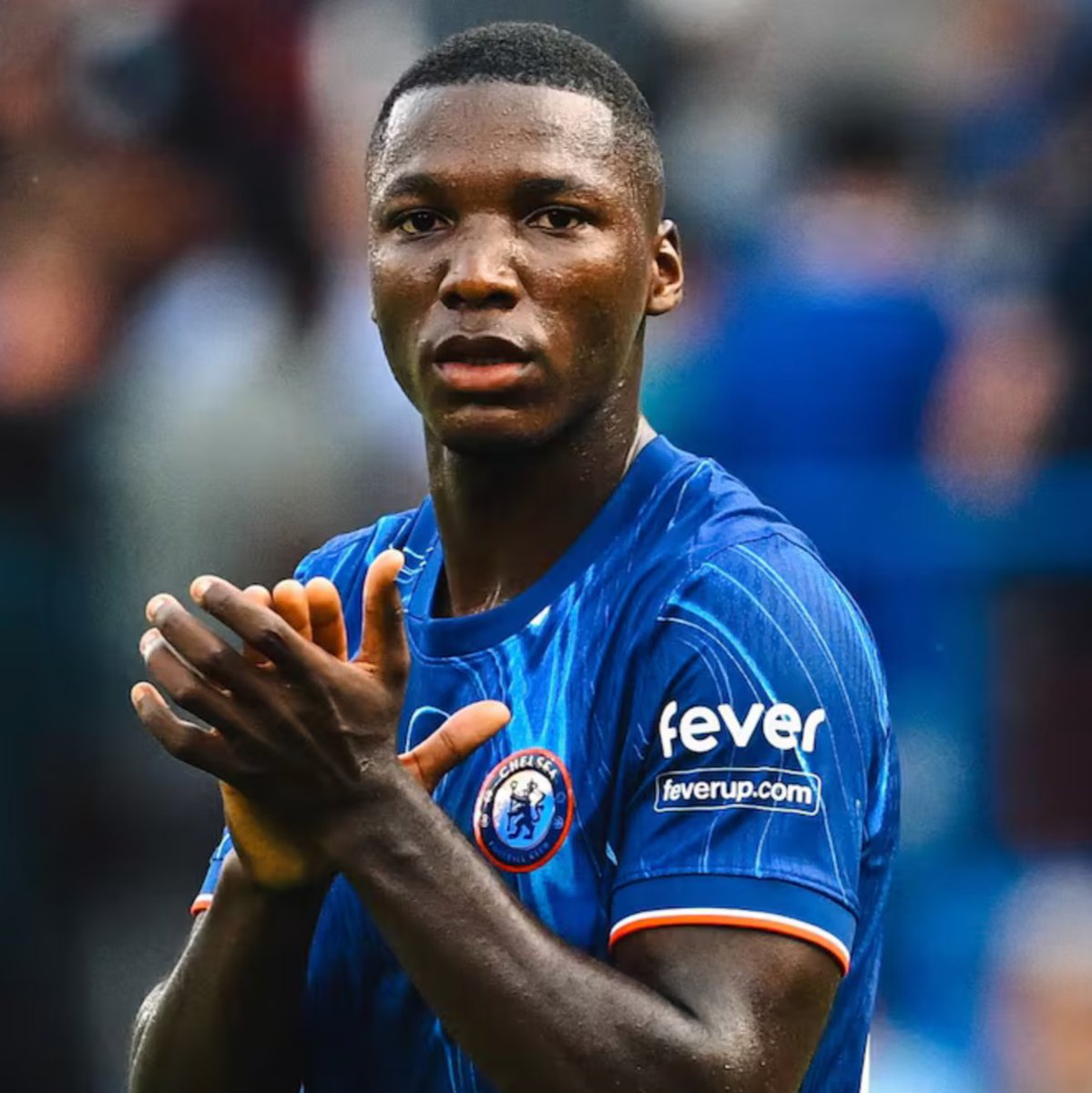 ¡Felicidades a Moisés Caicedo por la consecución de la UEFA Conference League con el Chelsea FC! 

¡Salud, campeón! 🏆🇪🇨