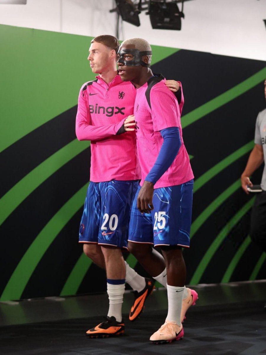 Drop your handles lets follow each other 💙💙💙💙💙💙💙💙