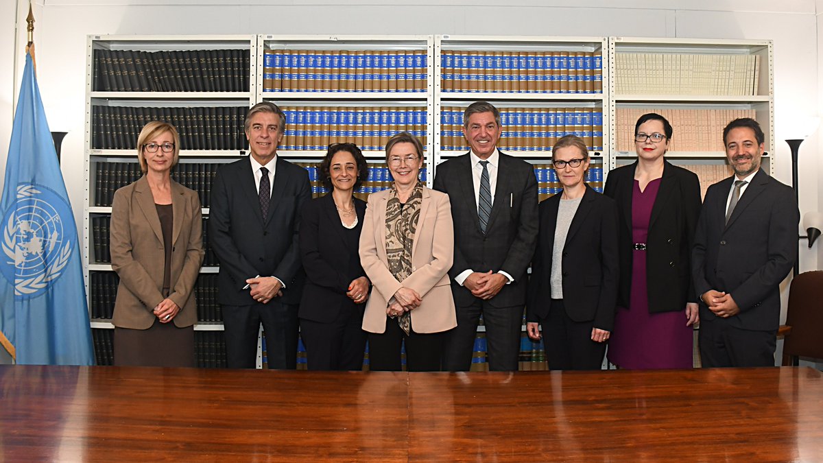 CyprusinUN's tweet image. 📝🌊| During a Joint Ceremony with #EU 🇪🇺,#FI, #HU, #LV, #PT, #SL, #Cyprus deposited its Instrument of #Ratification for the Agreement on Marine Biological Diversity of Areas beyond National Jurisdiction #BBNJ.
🇨🇾 reaffirms its commitment to #UNCLOS & its implementing agreements