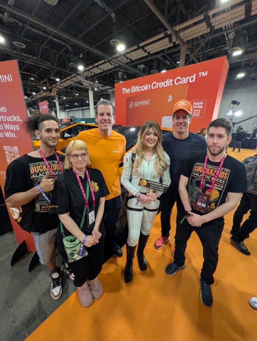 Buckazoids ๐ (@buckazoidsworld) on Twitter photo <a href="/BuckazoidsWorld/">Buckazoids ๐</a> ๐
In the presence of absolute legends <a href="/tyler/">Tyler Winklevoss</a> <a href="/cameron/">Cameron Winklevoss</a>
Go check out the new <a href="/Gemini/">Gemini</a> Bitcoin credit card to earn rewards in <a href="/Bitcoin/">Bitcoin</a> <a href="/BuckazoidsWorld/">Buckazoids ๐</a> ๐
In the presence of absolute legends <a href="/tyler/">Tyler Winklevoss</a> <a href="/cameron/">Cameron Winklevoss</a>
Go check out the new <a href="/Gemini/">Gemini</a> Bitcoin credit card to earn rewards in <a href="/Bitcoin/">Bitcoin</a>