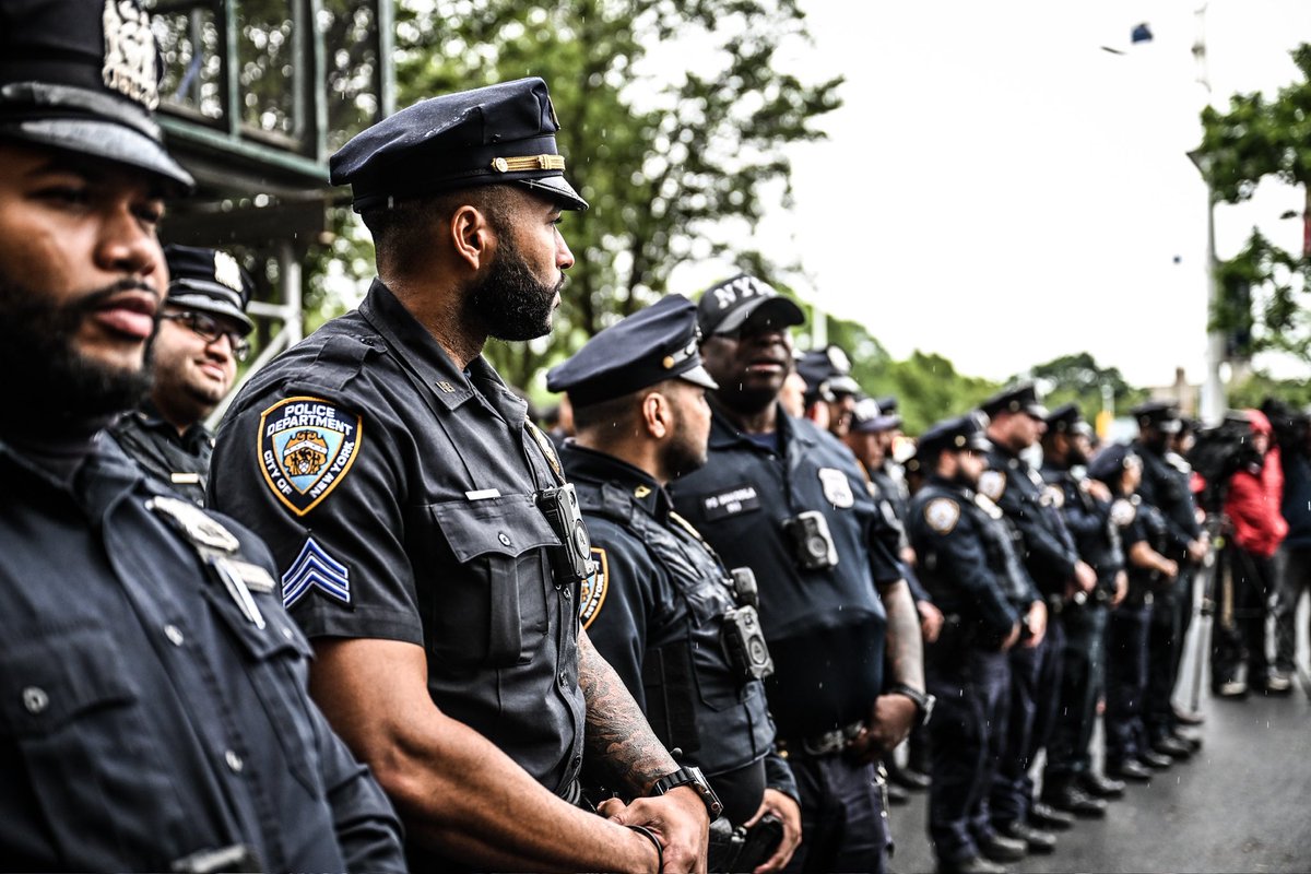 NYPDPC's tweet photo. I’m pleased to announce that this afternoon, Wayne Lucas was taken into custody in Virginia just as the officer he so brutally assaulted was discharged from the hospital to the cheers of his NYPD family.

Come for one of us &amp; you'll have the full force of the NYPD coming for you. https://t.co/IWEO0WVgn4
