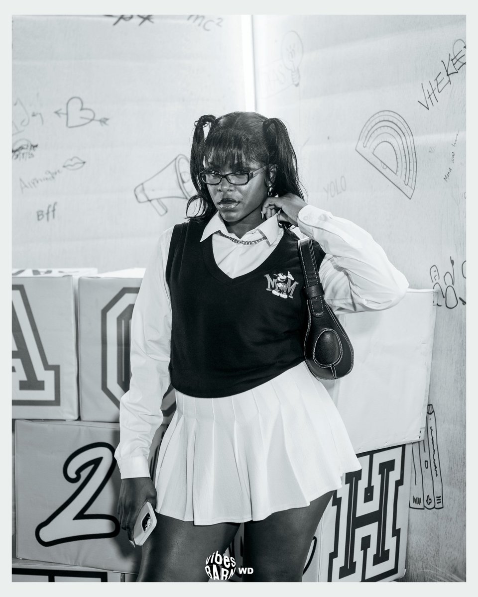 vibesbarn's tweet image. HOTTEST STUDENT ON CAMPUS📢🏁

#BackToSchool #VibesBarn