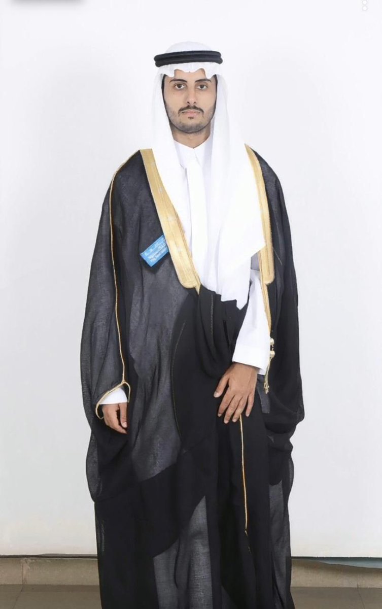 نتقدم بالتهنئة لابن خالتي الغالي
خالد بن عبدالرحمن #السهلي
بمناسبة تخرجه من #كلية_العلوم
بـ #جامعة_الملك_سعود
والتهنئة موصولة لخالتي الغالية والأسرة الكريمة.
مزيدًا من التوفيق لخدمة الدين والمليك والوطن 🇸🇦