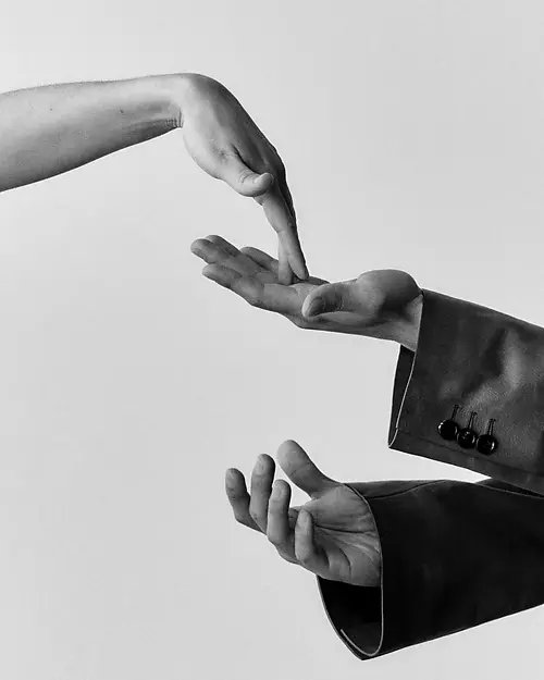 datavir's tweet image. Loving Bottega Veneta’s “Craft is our language” campaign, beautifully inspired by the work of legendary Italian designer Bruno Munari. ❤️