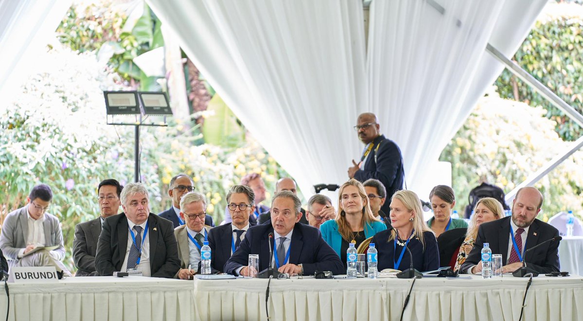 UG DIPLOMAT (@ugdiplomat) on Twitter photo 📸 Diplomats from EU, Netherlands, US, France, Germany, China, Sweden, Belgium, Ireland and Denmark were part of the summit on the oversight mechanism for achieving peace in Eastern Congo. ugdiplomat.com/museveni-takes…
<a href="/DKAmbUganda/">Signe Winding Albjerg</a> <a href="/NLinUganda/">Embassy of the Netherlands in Uganda</a> <a href="/ChineseEmb_Uga/">Chinese Embassy in Uganda</a> <a href="/PRC_Amb_Uganda/">Amb. Zhang Lizhong</a> 📸 Diplomats from EU, Netherlands, US, France, Germany, China, Sweden, Belgium, Ireland and Denmark were part of the summit on the oversight mechanism for achieving peace in Eastern Congo. ugdiplomat.com/museveni-takes…
<a href="/DKAmbUganda/">Signe Winding Albjerg</a> <a href="/NLinUganda/">Embassy of the Netherlands in Uganda</a> <a href="/ChineseEmb_Uga/">Chinese Embassy in Uganda</a> <a href="/PRC_Amb_Uganda/">Amb. Zhang Lizhong</a>
