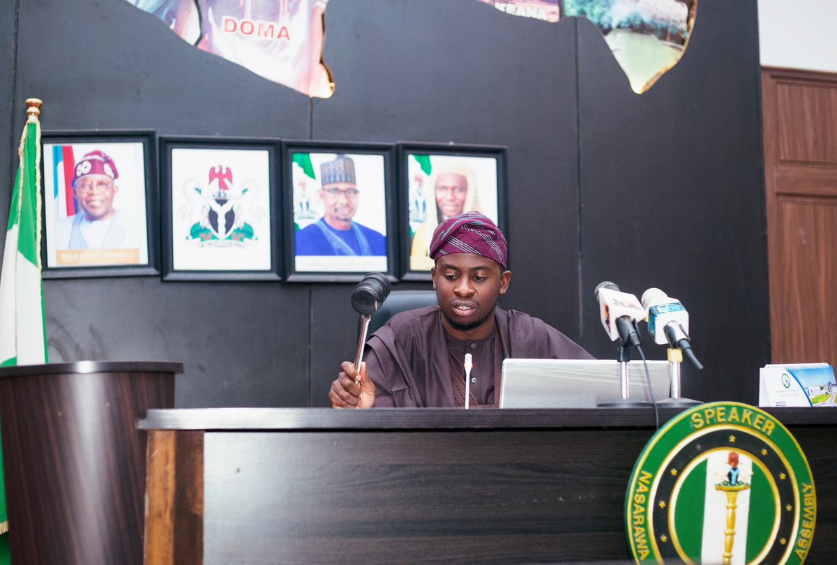 oyankii's tweet photo. Honored to have presided over today’s plenary session as Acting Speaker for the first time in the 7th Assembly. 

Key highlights are, The second reading of a bill to raise the retirement age of judges to 65, the screening and confirmation of administrators among others.#oyanki https://t.co/jGY1x3Ik8Z