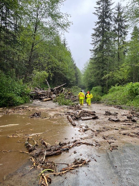Small Landslide Blocks White River Road Access; DOT Responding

Read the release below for more information!