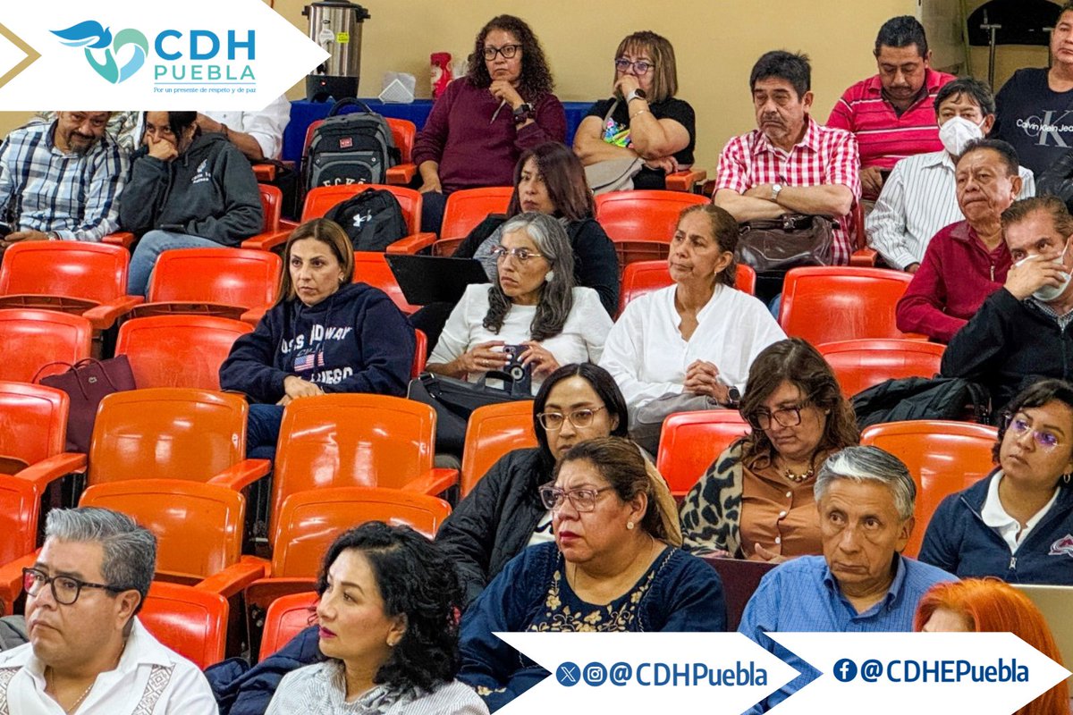 🏫 Se impartió la capacitación "Derechos Humanos, Igualdad y No Discriminación" al personal docente y administrativo del CBTIS No. 16 de Atlixco. 🧑🏻‍🦱👩🏻
La actividad fue realizada por personal de la #CDHPuebla, presidida por <a href="/IselaSanchezS/">Isela Sánchez Soya</a>.
Seguimos promoviendo el respeto, la