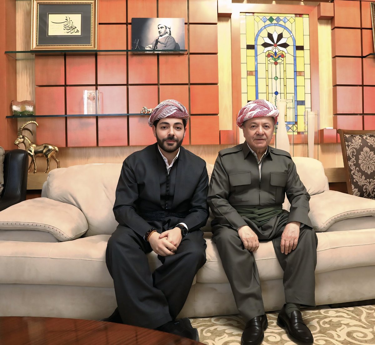 AvrestG's tweet photo. نوێترین دەرکەوتنی ڕێزدار جەنابی (سەرۆک بارزانی) و نەوەکەی بەڕێز (ادریس نێچیرڤان بارزانی). https://t.co/s99IB88Grq