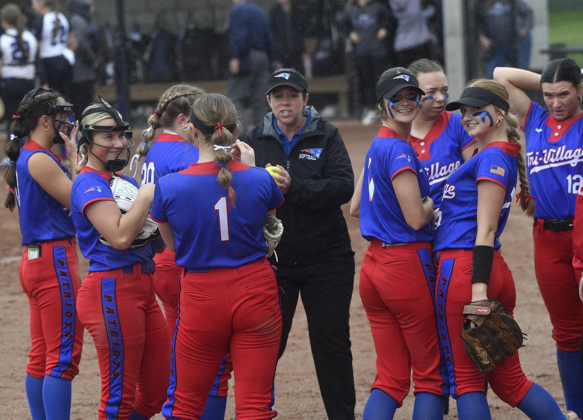 The Tri-Village girls softball team improved to 27-0 with a 9-5 win over Fort Recovery in the OHSAA DVI Regional Semi-Final game at Bellefontaine.  They will return to the Elite &amp; play at Bellefontaine on Friday at Noon vs the winner of Minster &amp; West Jefferson.