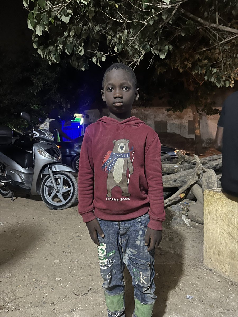 A_M_Dia26's tweet photo. Il dit s’appeler Ameth et fais la CI en l’école 2. 
Il est actuellement à Bargny. 
@Noo_IDcard 
@Elh_Momar 
@autruicomoi https://t.co/tUKWBcYIc1