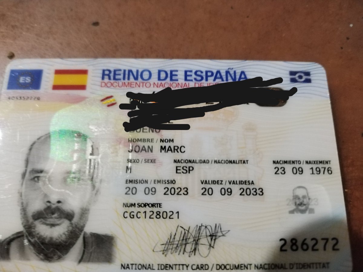 Nowanda3's tweet image. #onzeE3 sobre el debat que proposeu "Joan o Marc" que pinto jo en la pregunta? Segur que teniu quelcom millor de parlar, que de mi!