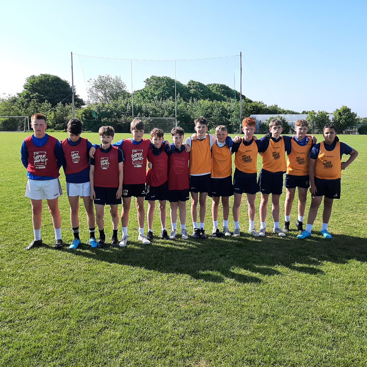 Gavin Whelan (@whelangavin) on Twitter photo #PPSEngagement - Presentation of <a href="/MunsterGAA/">Munster GAA / Comhairle na Mumhan</a> t-shirts in <a href="/ArdscoilNaMara/">Ardscoil na Mara - an Edmund Rice School.</a> to players from the victorious side in last week's well ran 1st Year #InternalLeagues Final, well done to all players, and also to Mr. Connolly for organising, pleasure working with the school since January #PPSEngagement - Presentation of <a href="/MunsterGAA/">Munster GAA / Comhairle na Mumhan</a> t-shirts in <a href="/ArdscoilNaMara/">Ardscoil na Mara - an Edmund Rice School.</a> to players from the victorious side in last week's well ran 1st Year #InternalLeagues Final, well done to all players, and also to Mr. Connolly for organising, pleasure working with the school since January