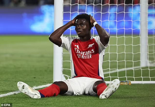 CarefreeLewisG's tweet photo. European Trophies

Tyrique George: 1

Bukayo Saka: 0 

Saka is Evil George until further notice https://t.co/jkexX59hCY