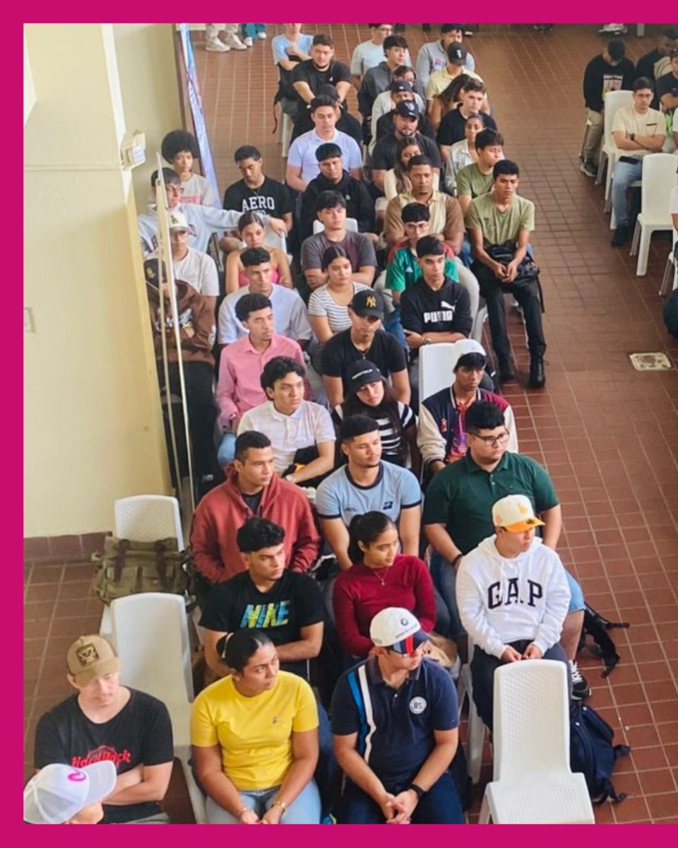 Marcela Paredes de Vásquez tweet media