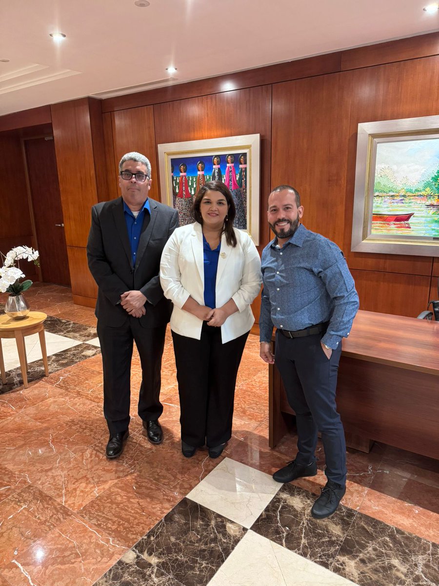 Sociedad Dominicana de Patología SODOPA Inc. (@sodopat) on Twitter photo En la tarde de hoy, se sostuvo una reunión con altos Ejecutivos de <a href="/ARSuniversal/">ARSUniversal</a>, discusión del Nuevo Tarifario y la Aplicación de la Clasificación CPT.
Torre Grupo Universal. En la tarde de hoy, se sostuvo una reunión con altos Ejecutivos de <a href="/ARSuniversal/">ARSUniversal</a>, discusión del Nuevo Tarifario y la Aplicación de la Clasificación CPT.
Torre Grupo Universal.