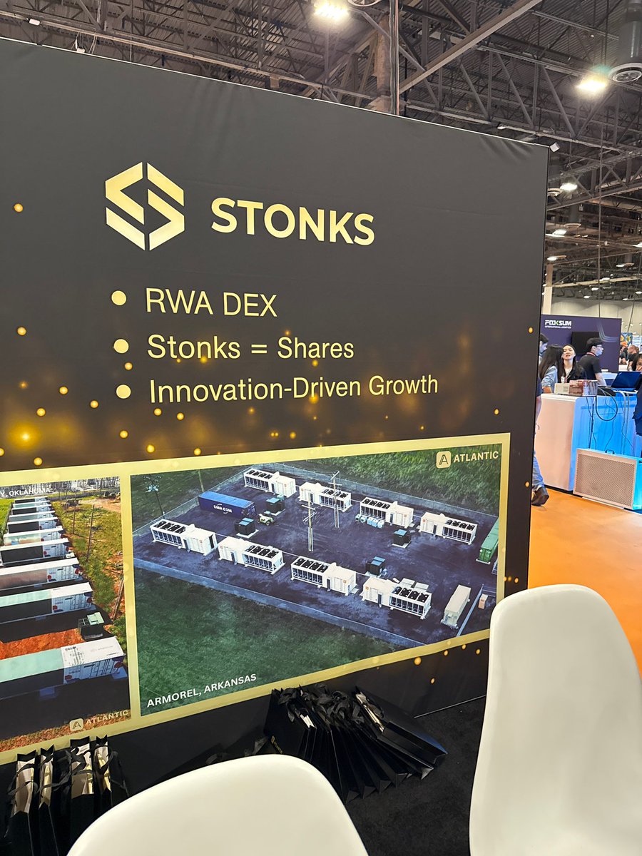 standx001's tweet photo. GM，Stonks

Bitcoin 2025，Las Vegas站！
 
Stonks，Build一直在路上！

Stonks 无需面对流言蜚语，
因为沉默是金。
（Silence is Stonks！）

@MyStonksCN 
@MyStonks_Org https://t.co/pXVHSjwQlS