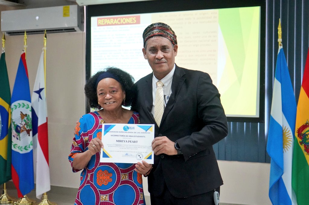 Hoy la Vicerrectoría de Vida Estudiantil realizó la Conferencia sobre la Descolonización del Pensamiento de los Afrodescendientes en Panamá. 
Un espacio de reflexión y aprendizaje sobre el legado de la cultura afrodescendiente en Panamá.