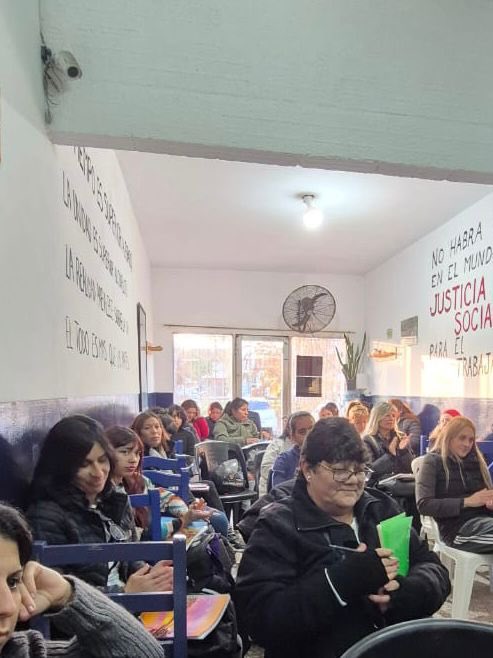 ¡Lanzamos la formación en Psicología Social!

Comenzamos un nuevo espacio de formación y reflexión colectiva para los vecinos y vecinas.

La actividad es gratuita y la desarrollamos junto con el Grupo Educativo Psicosocial en nuestro local de Troncos del Talar.