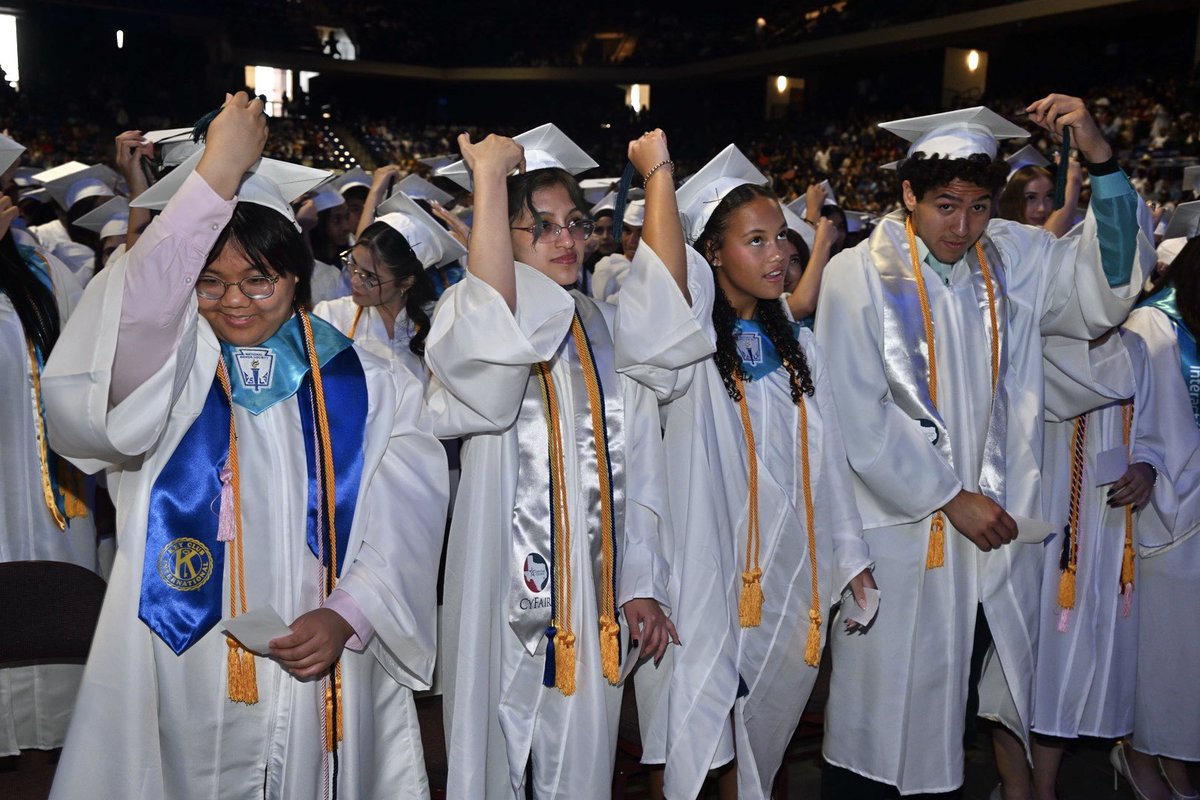 CyFairJoel's tweet photo. Tassels have been turned and the @CypressRidgeHS #Classof2025 is walking the stage! #CyRidgeGrad #CFISDspirit https://t.co/iqvTs4Wg3n